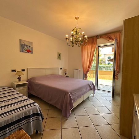 Апартаменты Residenza Venus Кастильончелло Экстерьер фото
